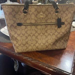 Coach Gallery Tote